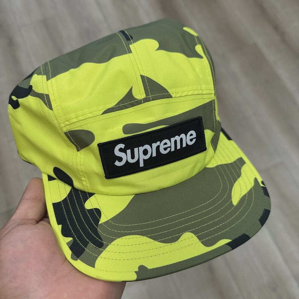 Supreme GORE-TEX Camp Cap (SS25) Fluorescent Camo strapback SF